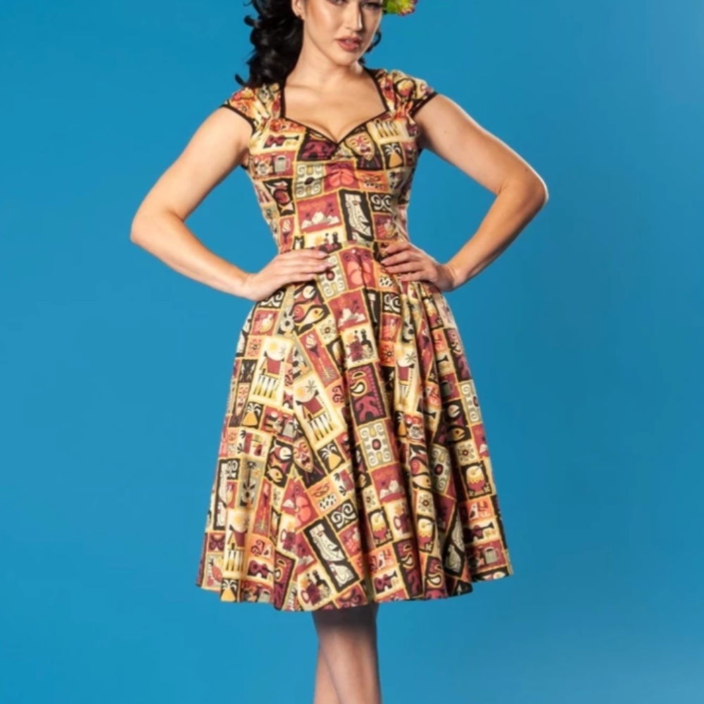 Heidi Tiki Tiles Dress BNWT